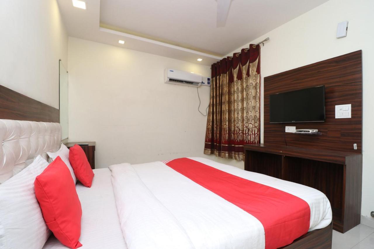 Hotel Golden Heart Amritsar Exterior photo